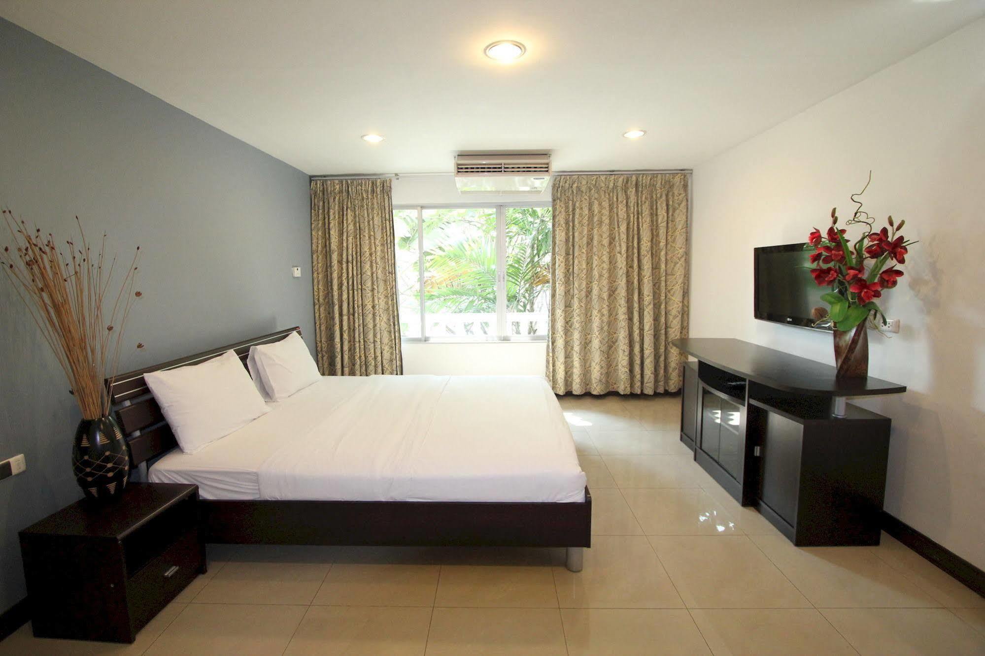 14 Place Bangkok Luaran gambar